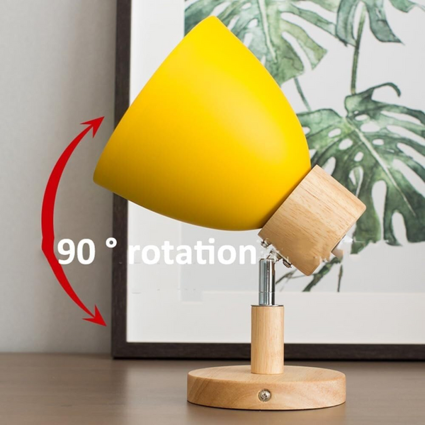 WoodAura | Lampa ścienna – Regulowany drewniany akcent nordycki