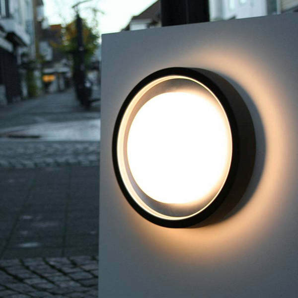 Czarna Lampa Ścienna LED Véralis - Minimalistyczny Kinkiet Zewnętrzny IP65
