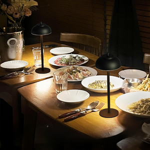 LumaTouch | Lampa stołowa – Bezprzewodowe dotykowe sterowanie LED