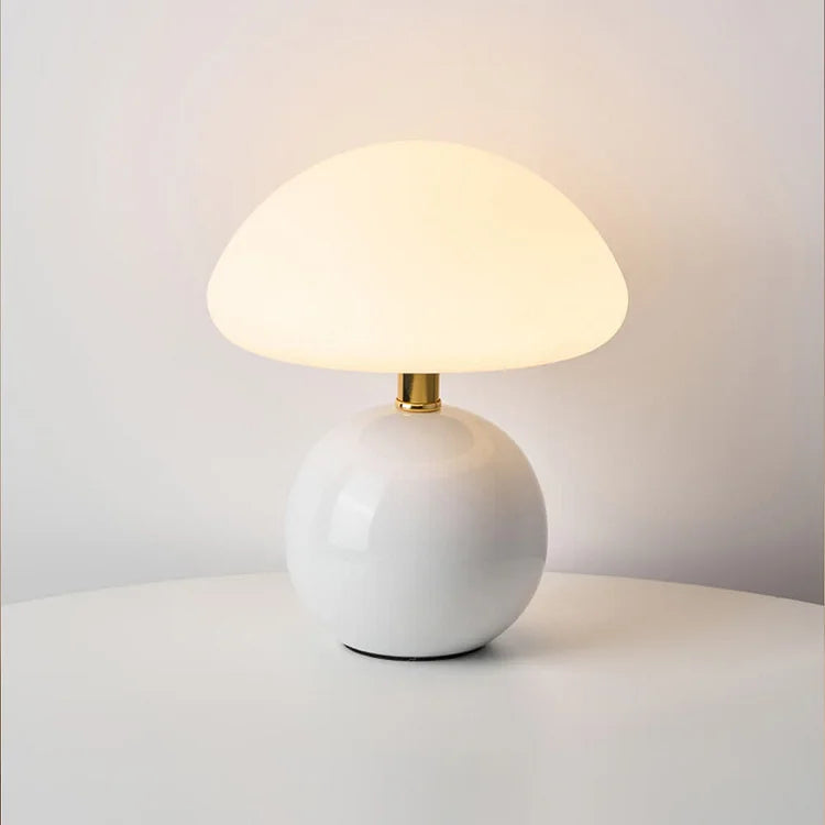 Lampa Stołowa Bauhaus z Regulowanym Oświetleniem do Salonu - ÉclatLumière