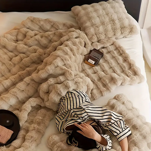 PlushNest | Koc – Gruby, miękki komfort na chłodne dni