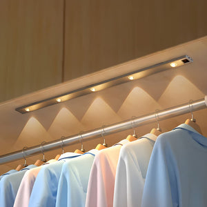 BrightMotion | Lampa LED z czujnikiem ruchu – automatyczne światło w każdym wnętrzu Lumiera