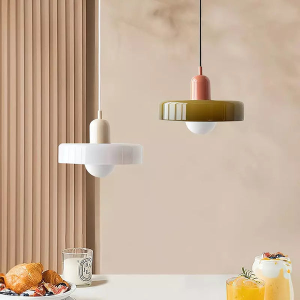 ColorVitra | Lampa Sufitowa – Artystyczny akcent do współczesnych wnętrz Lumiera