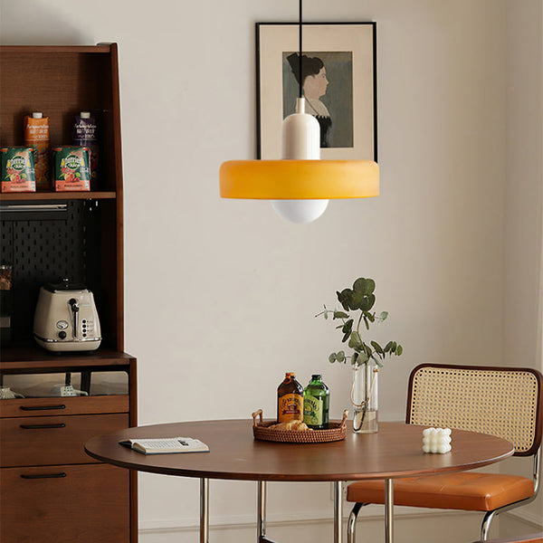 ColorVitra | Lampa Sufitowa – Artystyczny akcent do współczesnych wnętrz Lumiera
