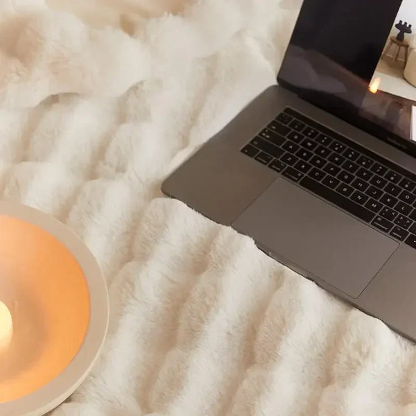 ComfyLuxe | Koc – całoroczna wygoda dla codziennego odpoczynku Lumiera