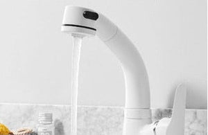 FlowCraft | Bateria łazienkowa – Wysuwana wylewka i eleganckie wykończenie Lumiera