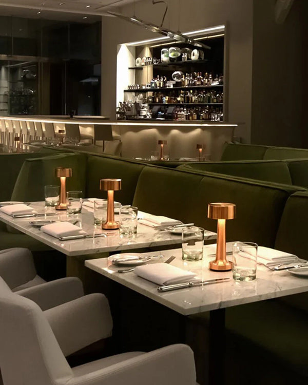 GlowSpot | Lampa Stołowa – Kompaktowa lampa z regulacją jasności Lumiera