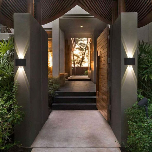 LumeShield | Kinkiet zewnętrzny – trwała ochrona i jasne światło Lumiera