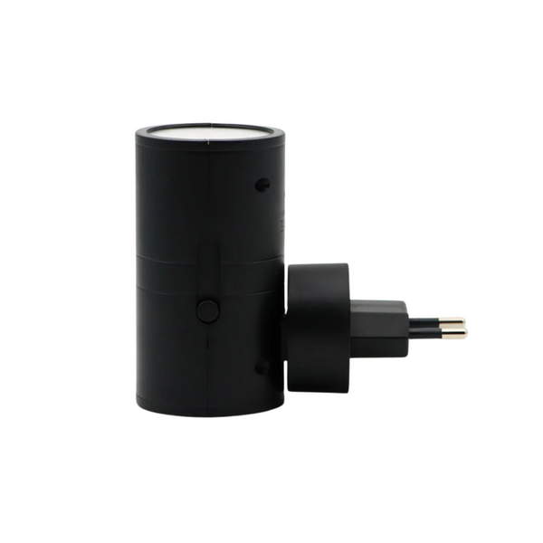 PlugGlow | Lampa ścienna – Miękkie światło z czujnikiem dzienno-nocnym Lumiera