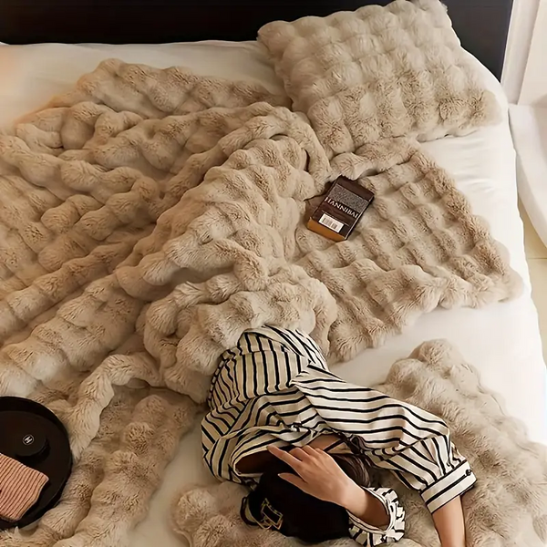 PlushNest | Koc – Gruby, miękki komfort na chłodne dni Lumiera