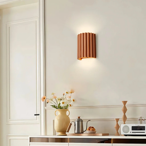 SolaLume | Kinkiet – Lampa ścienna o falistym designie Lumiera